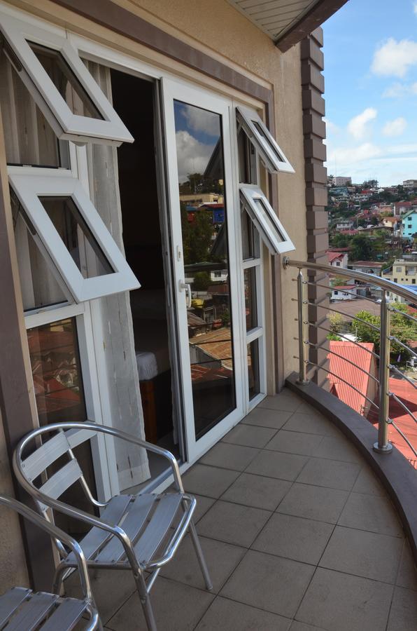 Rl Veranda Suite Baguio City Bagian luar foto